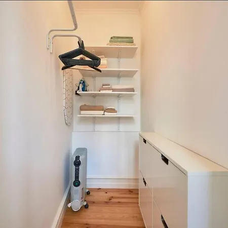 Apartment Alegria By Realmobility