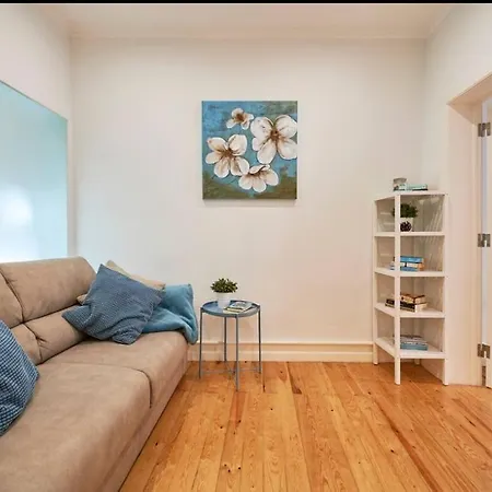 Apartment Alegria By Realmobility